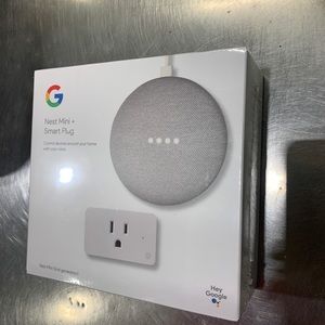 Google Nest Mini + Smart plug
